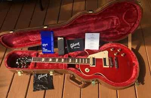 Gibson Les Paul Classic 2020-21 - Translucent Red. Excellent All Original - Picture 1 of 9
