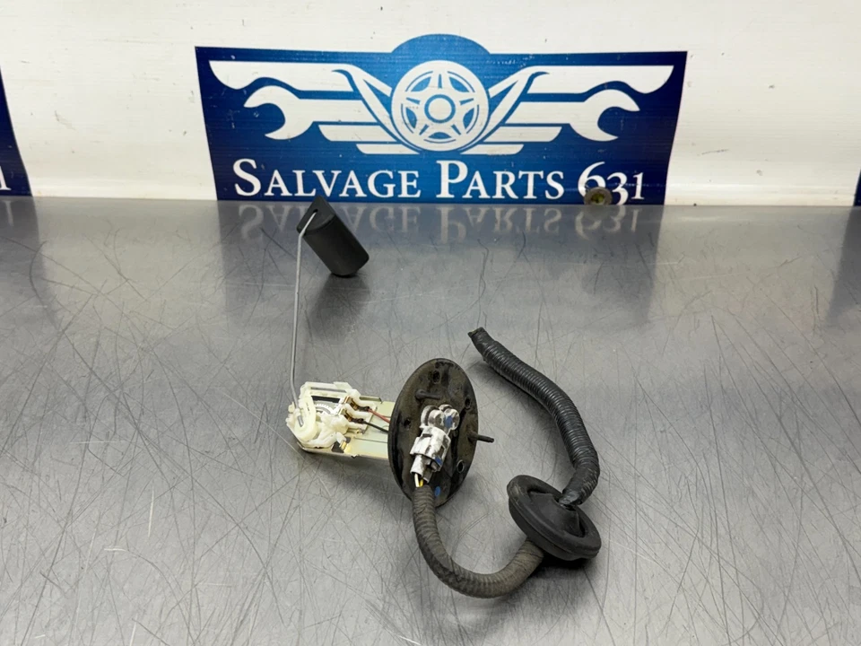 2009 Lexus GS450H Fuel Level Sending Unit - 126k - Image 1 of 4