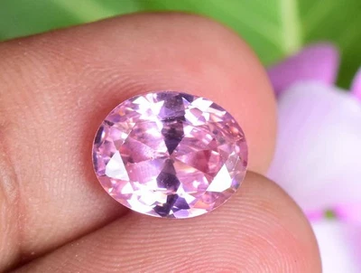 NATURAL SPARKLING CAMBODIAN PINK ZIRCON 6.15 CT AGL CERTIFIED OVAL CUT GEMSTONE - Image 1 of 4