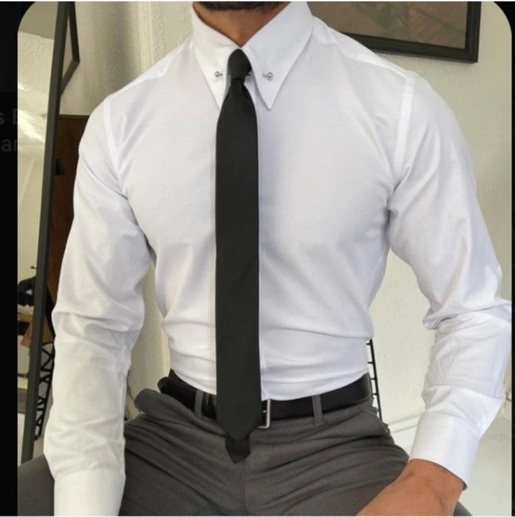 Corbata de seda delgada negra lisa Lord & Taylor’s vintage 2 1/4” X 52” Rockabilly usada en excelente estado Foto 1 de 4