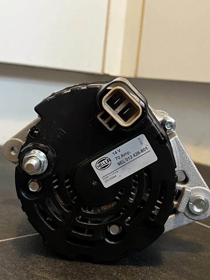 HELLA 8EL 012 426-801 ALTERNATOR - Image 1 of 4