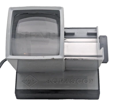 Visor de diapositivas Agfascop hecho por Agfa en Alemania de colección probado funciona pantalla de 2,5" Foto 1 de 4