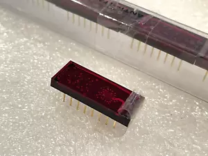 1x TIL306A Texas Instruments TI display LED 7 segmenti con dec point & Logic - Foto 1 di 11