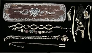 Lotto gioielli Brighton collane bracciali orecchini ecc RIPARAZIONE APPANNATO - Foto 1 di 6