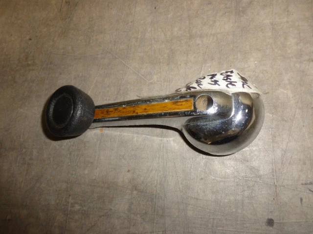  Door Handle Crank Wood Grain AMC Eagle 4DR 4X4 & Limited 80 81 82 83  - Image 1 of 1