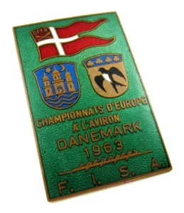 Prendedor insignia oficial FISA 1963 Campeonato Europeo de Remo en Dinamarca raro - Imagen 1 de 4