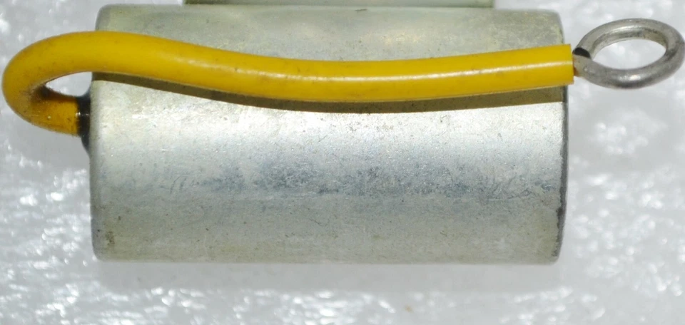 Condensador de encendido PARA ALFA BMW FIAT MERCEDES OPEL PORSCHE SAAB VOLKSWAGEN VOLVO Foto 1 de 1