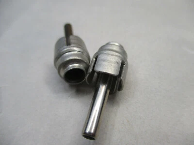 TWO   Vintage RCA plug NOS phono type Radio Guitar Amp - Imagem 1 de 4