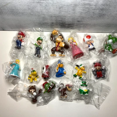 Lote de 16 figuras PVC 2007 Super Mario Nintendo 2,5 pulgadas LEER Nuevo Foto 1 de 4