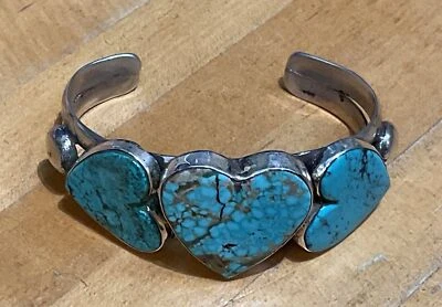 Oscar Betz 纯银绿松石心形宝石袖口手链 免运费 XOB2 — 第 1/4 张图片