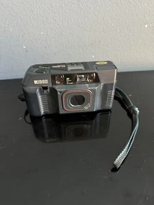 Ricoh Camera TF-500D Point & Shoot 35mm Film + Strap Good Condition - Untested - Picture 1 of 6