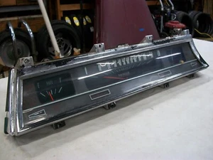 1966 CHEVROLET CHEVELLE SPEEDOMETER GAUGE CLUSTER FLOOR SHIFT - Picture 1 of 24