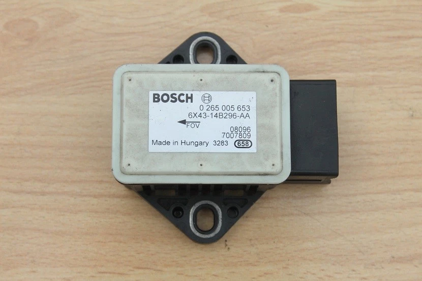 YAW RATE SENSOR / DYNAMIC STABILITY CONTROL - Jaguar X-Type 2006-2010 - Image 1 of 1