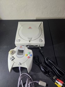 SEGA Dreamcast Console - White With GDEMU 64gb!