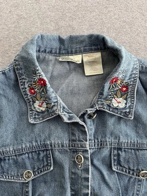 Bobbie Brooks Blue Denim Embroidered Floral Button Up Shirt Women’s M Cotton Vtg - Image 1 of 4