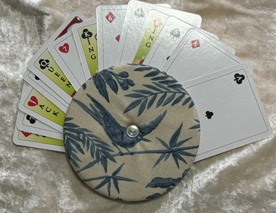 For Dexterity Disability, Aging Hands HANDMADE BEAUTIFUL playing Cards Holder - Bild 1 von 4