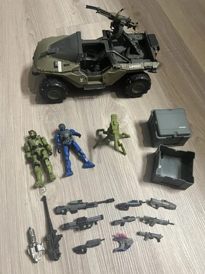 Jazwares World of Halo Infinite Warthog 11" Vehicle + Master Chief And Extras - Image 1 of 4