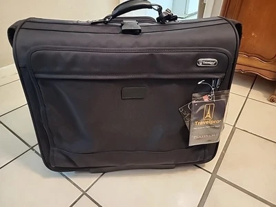 Travelpro Platinum 2 Ballistic Nylon 23” Wheeled Garment Bag Black 9934 - Image 1 of 4