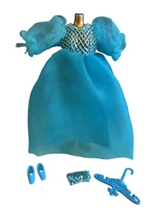 Vintage Dawn Doll Party Puffery Dress #0712 con pochette, gancio, scarpe - Foto 1 di 3