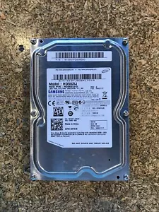Samsung HD502IJ SpinPoint Hard Drive 500GB 3.5” SATA - JD09 - Picture 1 of 3