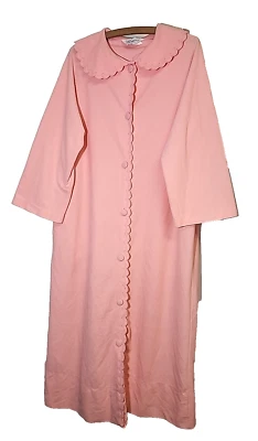 Vtg Komar Leisurely Living Fleece Robe Scalloped Lounge House Coat Peach 45 Bust - Image 1 of 4