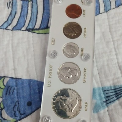 Gem 1963 US Mint Silver Proof Set In  Vintage Capital Holder OGP  - Image 1 of 4