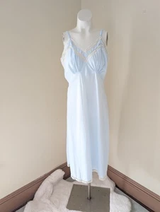 Vintage Baby Blue Slip Womens 38 (M/L) Antique Cream Lace Midi Sleep Dress 50s - Picture 1 of 12