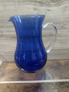 Vintage Kobaltblau Glas Krug 8" hoch klarer Griff kostenloser Versand - Bild 1 von 4
