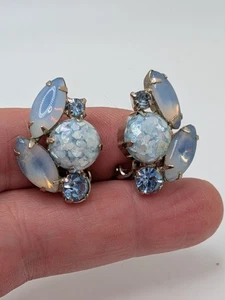 Vtg 1960s Juliana Blue Marquis And Round Art Glass Cabochons Clip on Earrings  - Picture 1 of 5