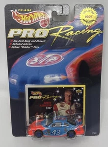 Team Hot Wheels Pro Racing 1st Edition Bobby Hamilton 1997 1/64 Grand Prix - Picture 1 of 2