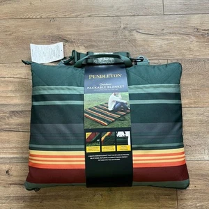 Pendleton Outdoor Picnic Blanket Waterproof Pockets Packable Beach Camping NWT - Picture 1 of 4