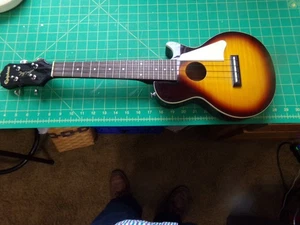 Epiphone Les Paul Electric/Acoustic Concert Ukulele and Gig Bag - Picture 1 of 4