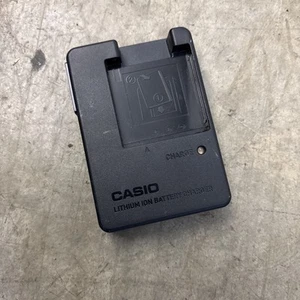 Casio BC-60L Battery Charger for NP-60 Lithium Battery - Picture 1 of 2