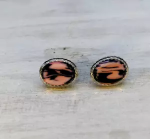 PAIR OF CAMEO CUFF LINKS SILVER COLOR TRIM BLACK/PINK - Picture 1 of 5