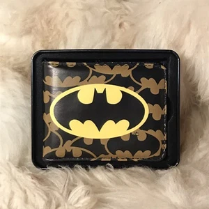 New In Box Buckle-Down Men's Bi-fold Wallet - Batman! - Picture 1 of 4