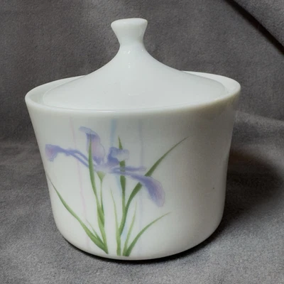 Sugar Bowl Corning EE. UU. Sombra Iris Floral Flores Brote Patrón Tapa 4" x 3.5" Foto 1 de 4