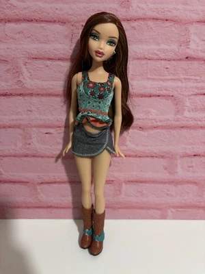 Barbie My Scene Boutique Street Muñeca Chelsea Usada Foto 1 de 4