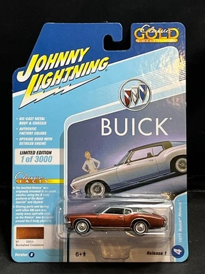 Johnny Lightning  GOLD COLLECTION 1971 BUICK RIVIERA  R/R LIMITED 3,000 CINNAMON - Image 1 of 3