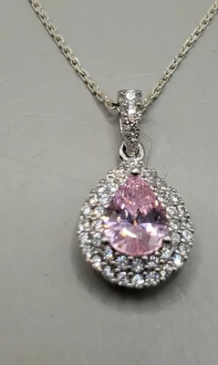 Collar colgante de lágrima con halo de circonita cúbica rosa y transparente de plata de ley 925 Foto 1 de 4