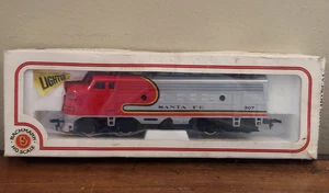 BACHMANN HO SCALE EMD SANTA FE F9 DIESEL LOCOMOTIVE41-615-02 NEW - Picture 1 of 11