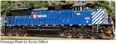 Kato 176-8530 N MRL EMD SD70ACe Diesel Locomotive with Nose Headlight #4400 - Image 1 of 2