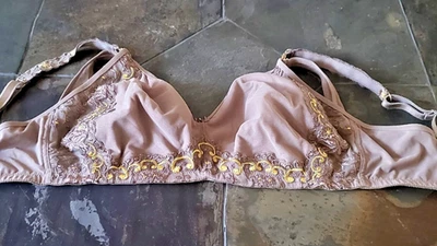 Sujetador inalámbrico de enfermería/maternidad 36D/E(DD) Bravado cobertura completa Foto 1 de 4