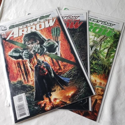 Green Arrow Lot (9.0) - Image 1 of 4