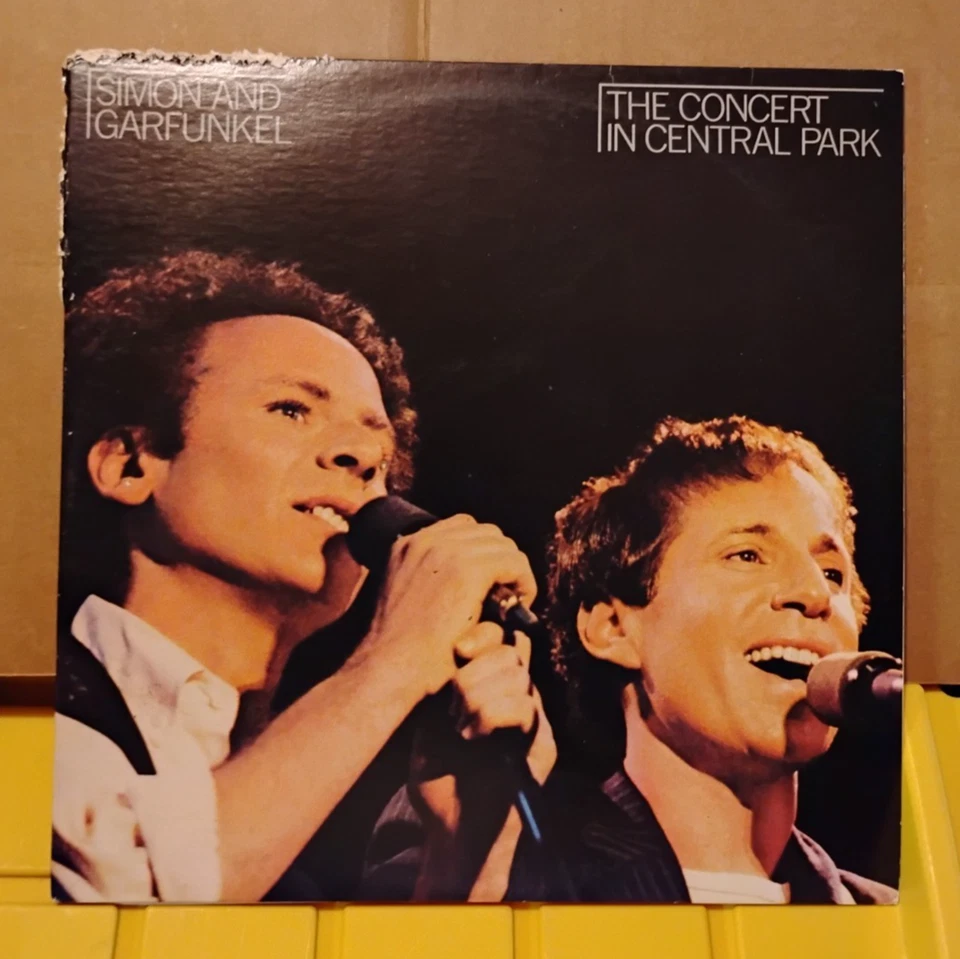 Simon And Garfunkel The Concert In Central Park 2 LP Set 1982 - Image 1 of 4