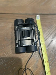 TASCO 8 X 21 #165RB Coated 383 FT / 1000 YDS Compact Binoculars - Picture 1 of 2