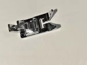 Kenmore 8mm Hinged Zig Zag Presser Foot For Low Shank Sewing Machines - Picture 1 of 7