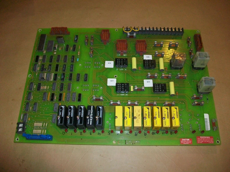 CINCINNATI MILICRON I/O LOGIC BOARD 3-531-4205A IOL CONTROL MAIN POWER INPUT  - Image 1 of 3