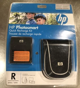 HP Photosmart Quick Recharge Kit for HP R-series Cameras- Case, Battery, Charger - Picture 1 of 2
