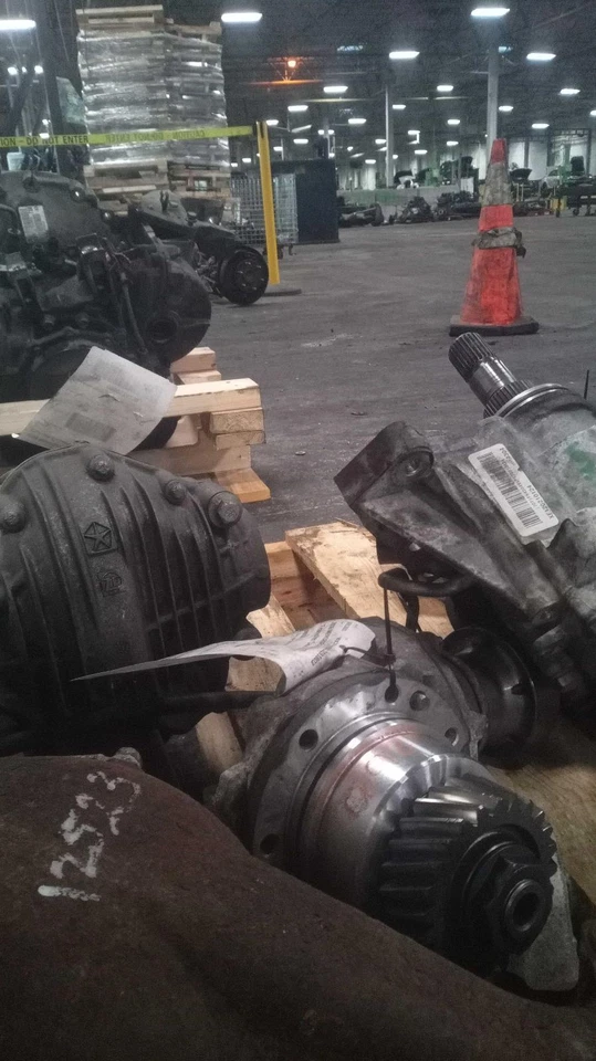 Mercedes-Benz Clase GLA 2016 conjunto de caja de transferencia OEM 2462801000 131 k millas Foto 1 de 4