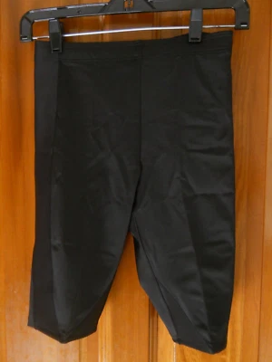 Pantalones cortos CW-X Expert nuevos con etiquetas, grandes para mujer, negros, ropa de acondicionamiento muy buen estado #120805 Foto 1 de 4